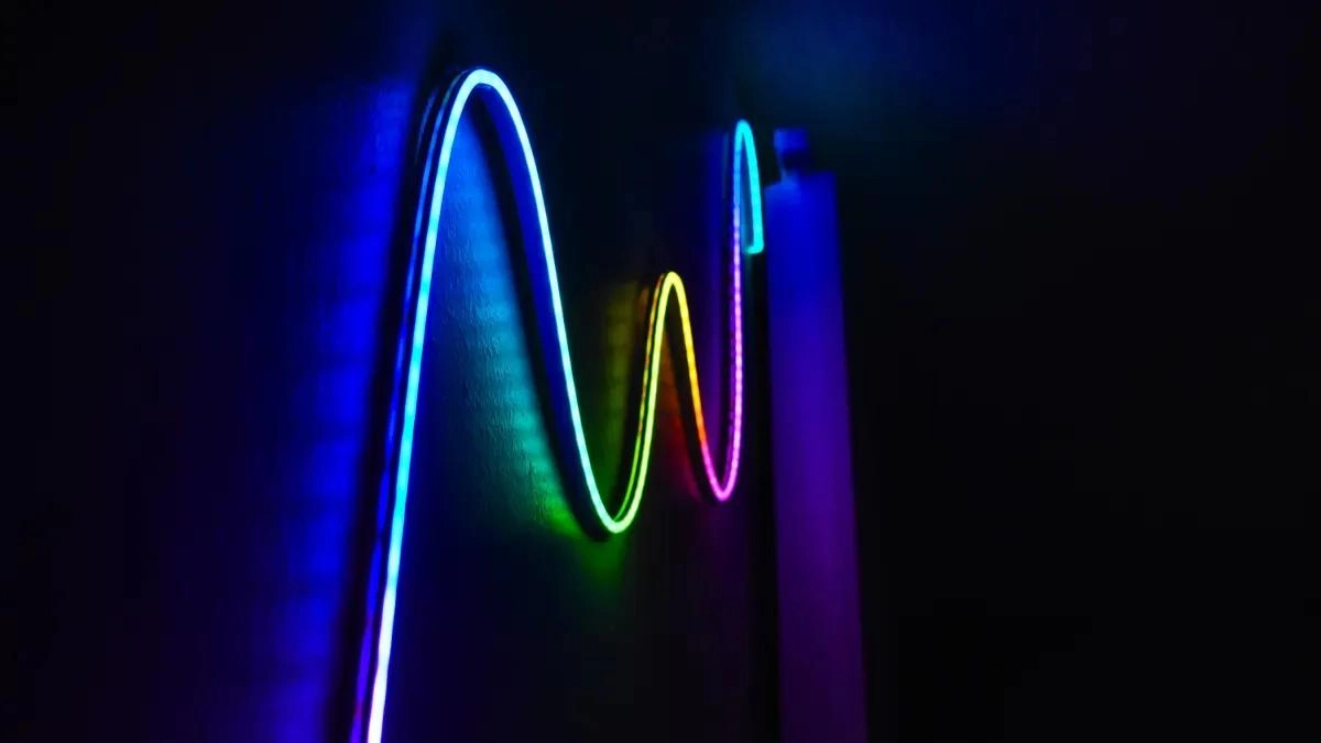 50m連續運轉LED Flex如何確保亮度均勻